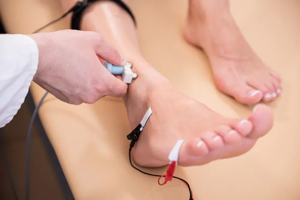 emg testing done on a leg